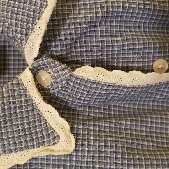 Ralph Lauren button down size 2 - Picture 4 of 5